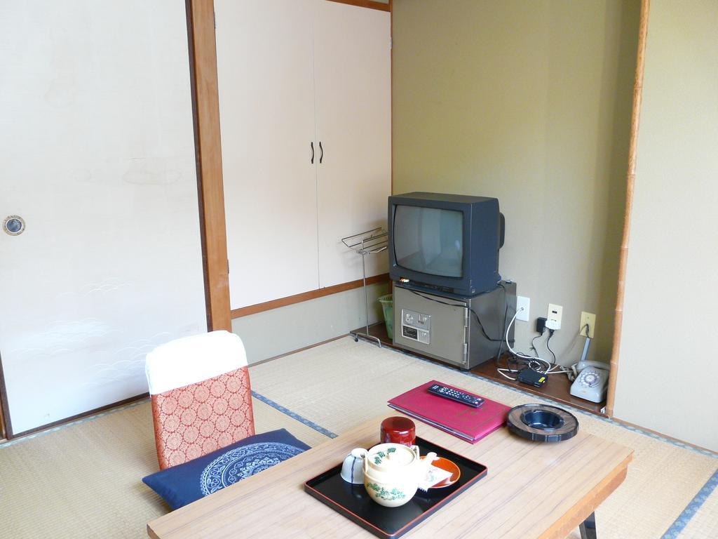 Shinwaka Lodge Wakayama Quarto foto